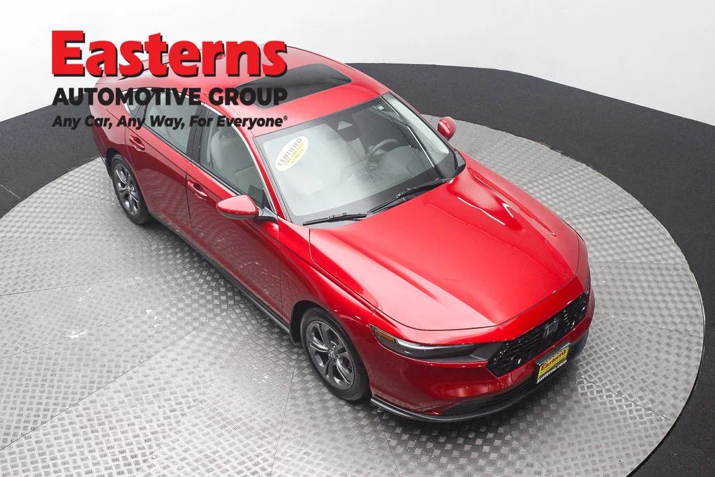 Used 2023 Red Honda EX image 3