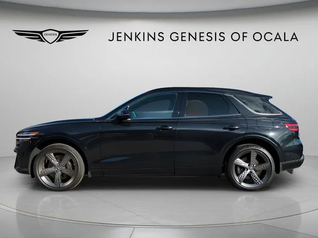 Used 2025 Black Genesis 2.5T image 4