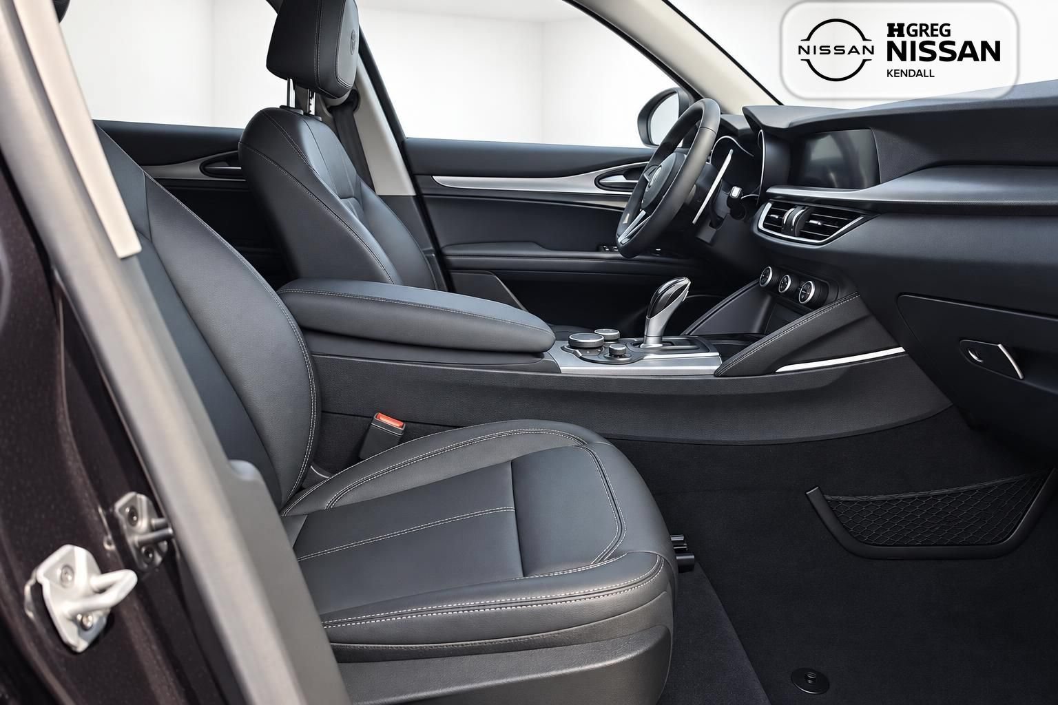 Used 2018 Black Alfa Romeo Base image 11