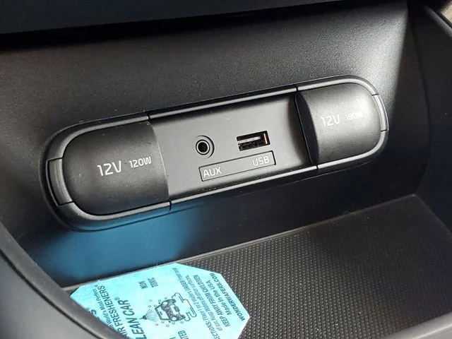 Used 2014 Gray Kia Base image 27