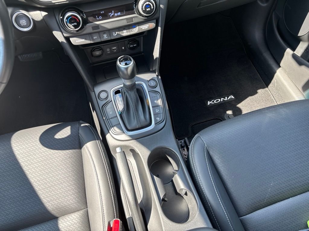 Used 2020 Silver Hyundai Ultimate image 17