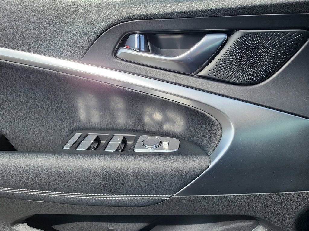 New 2026 Gray Genesis 2.5T image 13
