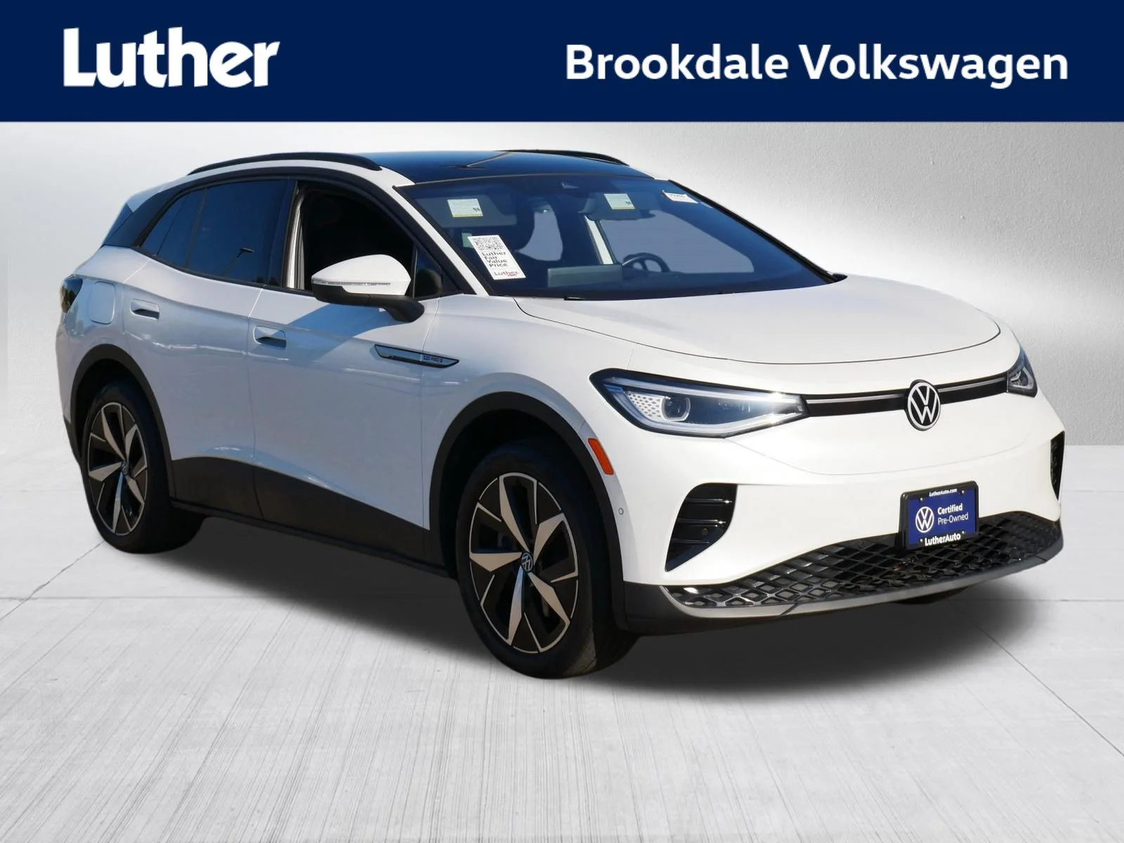 Certified Used 2023 Opal White Pearl Volkswagen Pro S image 1