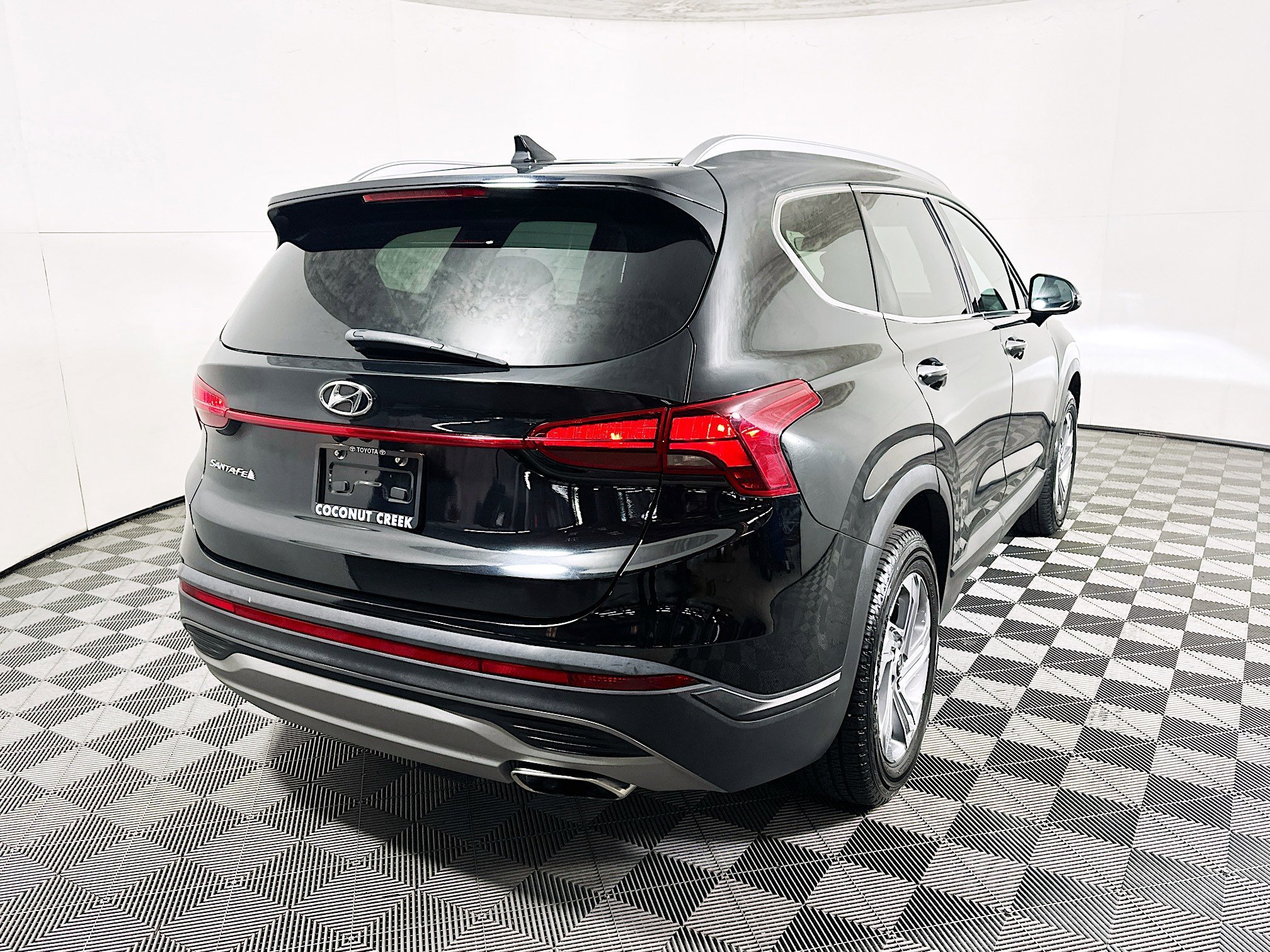 2023 Hyundai Santa thumbnail 5