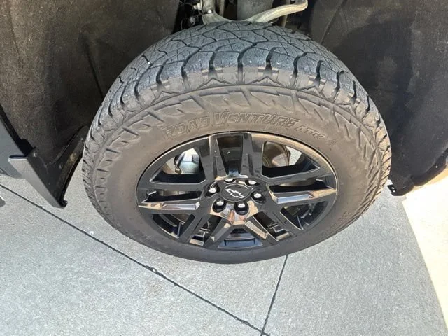 Used 2022 Black Chevrolet LT Trail Boss image 47