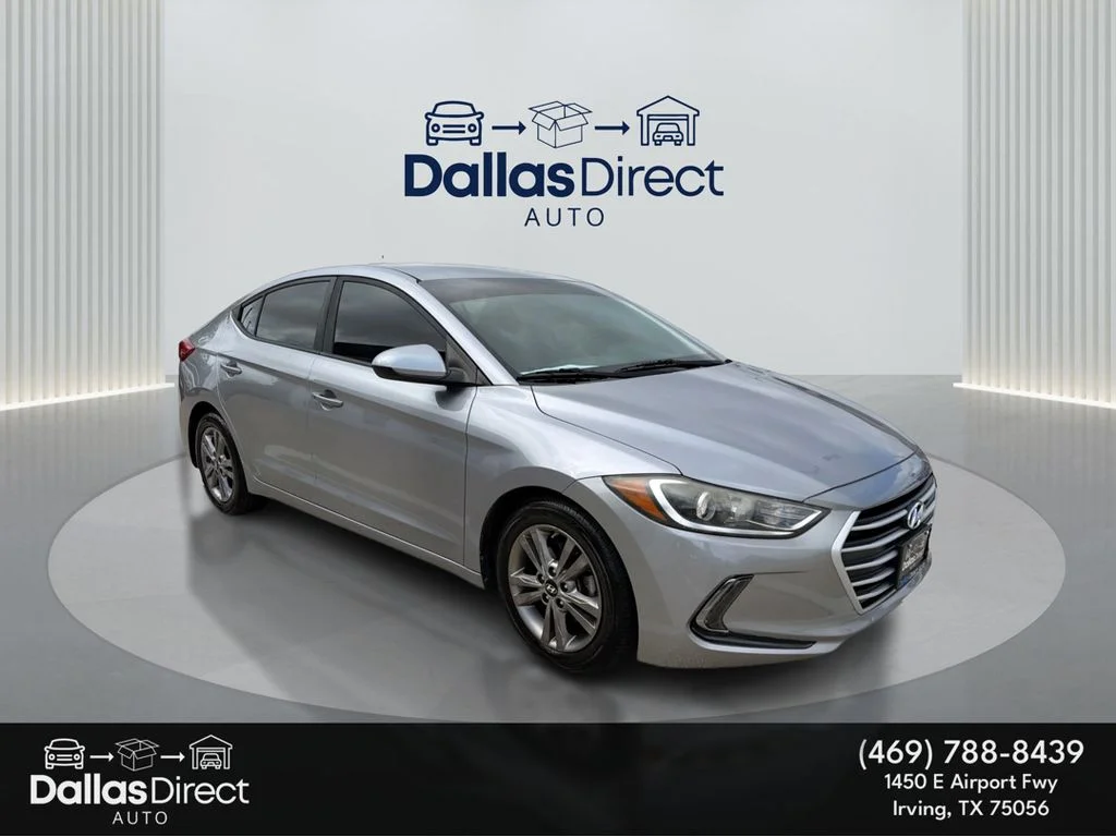 Used 2017 Shale Gray Metallic Hyundai SE image 2