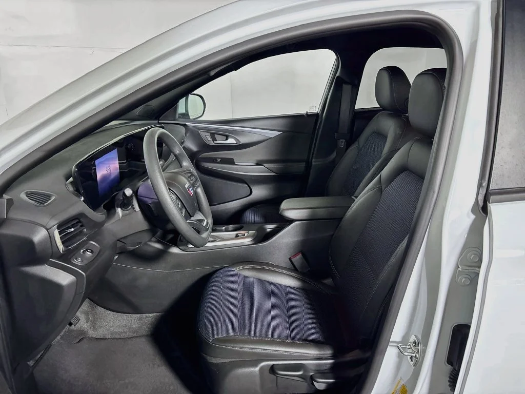 Used 2026 White Buick Preferred image 11
