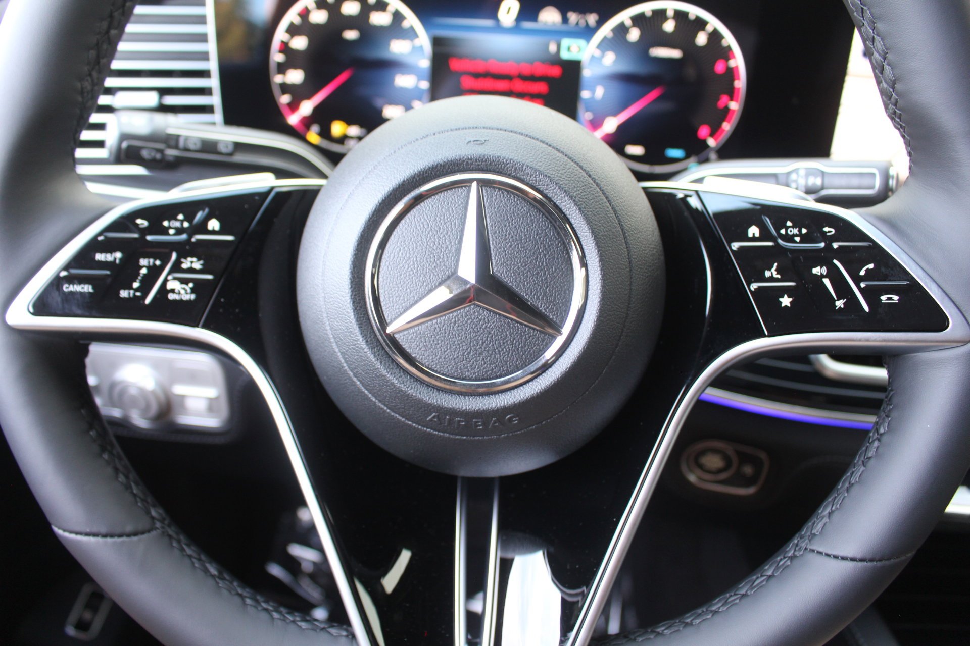 2026 Mercedes-Benz GLE GLE450 - Photo 24