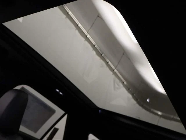 New 2026 Star White Metallic Tri-Coat Ford ST-Line image 20