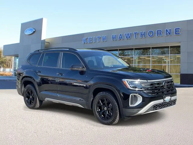 2024 Volkswagen Atlas 2.0T Atlas Peak Edition SEL 4MOTION's photo