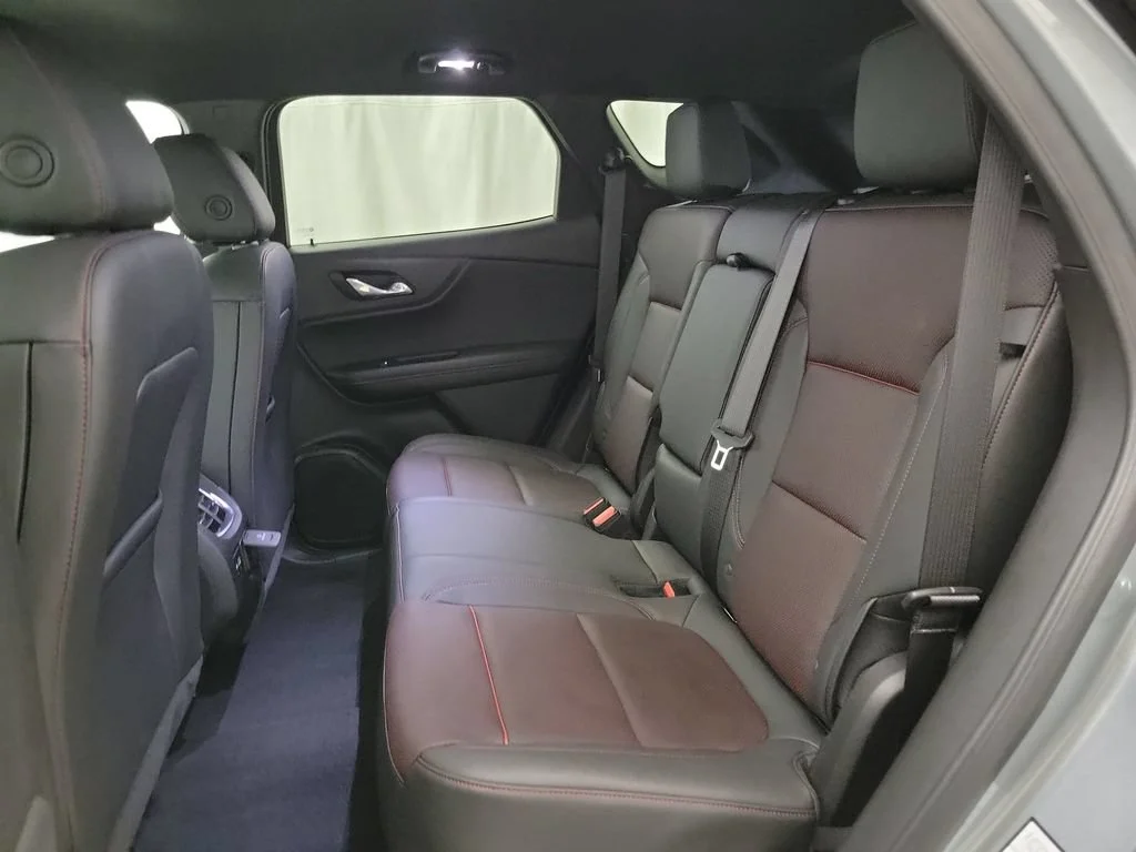 2025 Chevrolet Blazer RS - Photo 11