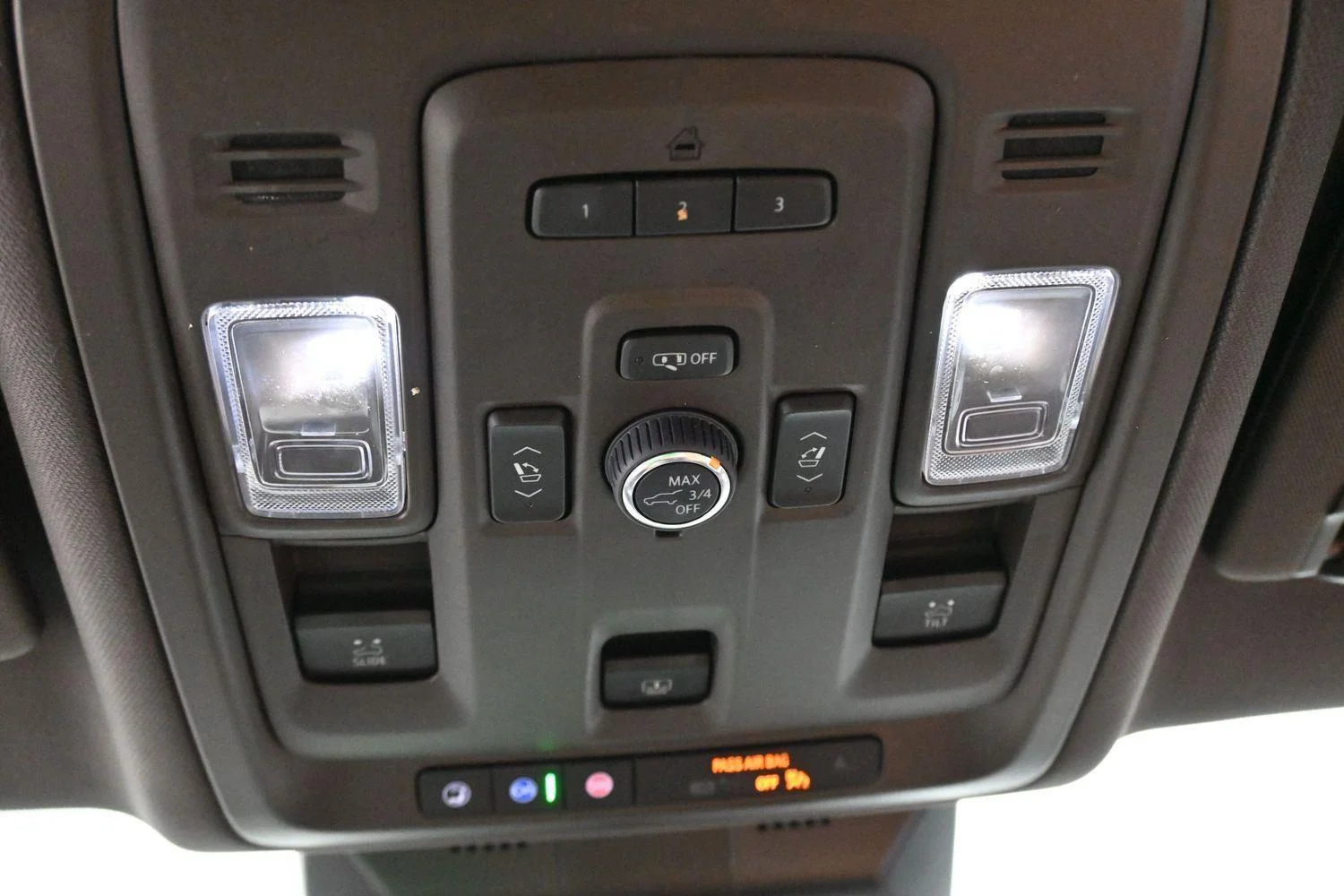 Used 2022 Black Raven Cadillac Sport image 32