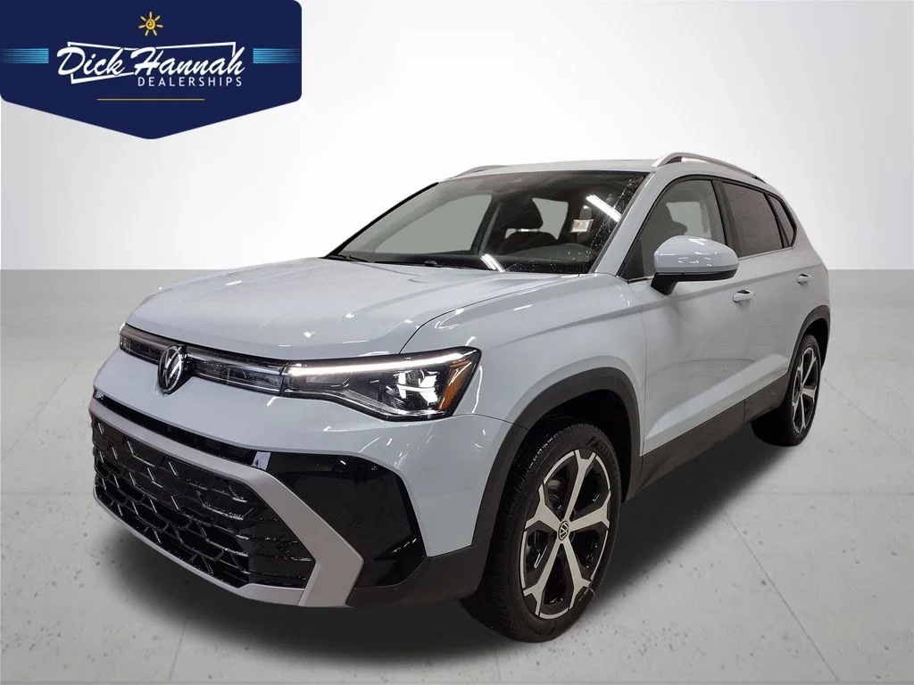 2026 Volkswagen Taos 1.5T SEL 4Motion's photo