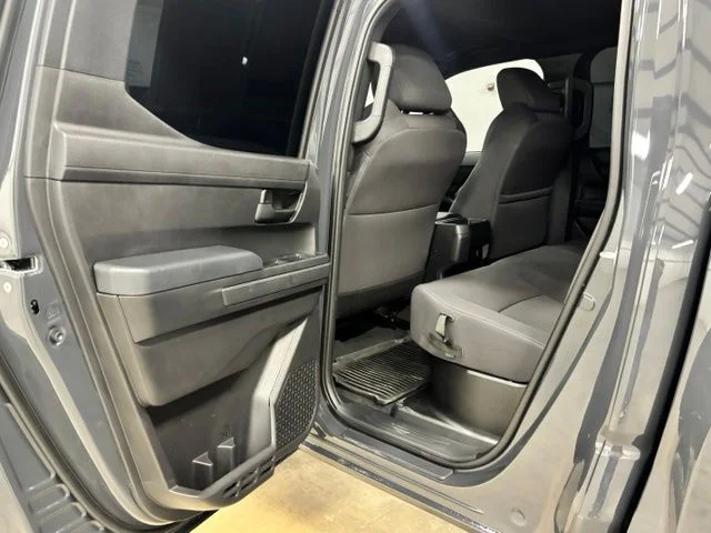 Used 2026  Toyota SR image 19