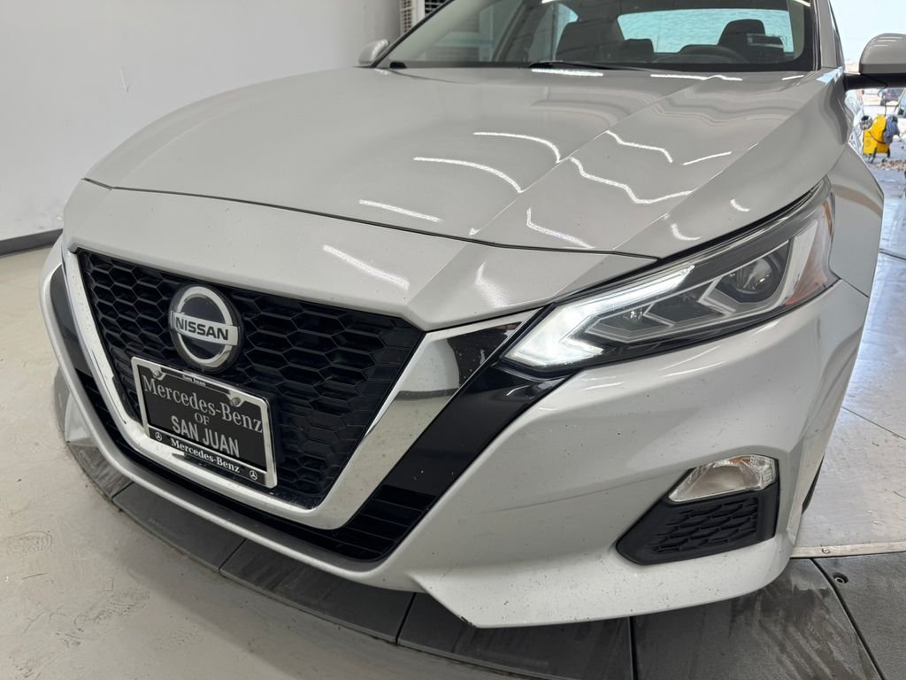 Used 2022 Brilliant Silver Metallic Nissan 2.5 SV image 37