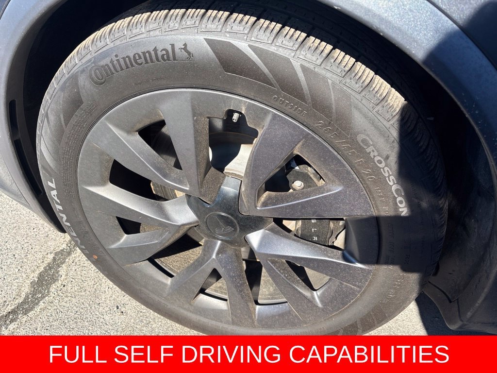 Used 2023 Stealth Gray Tesla  image 8