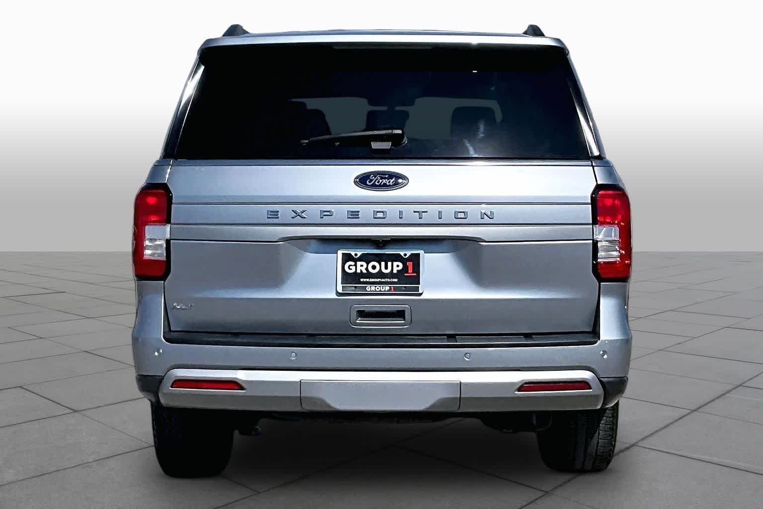 Used 2023 Iconic Silver Metallic Ford XLT image 5