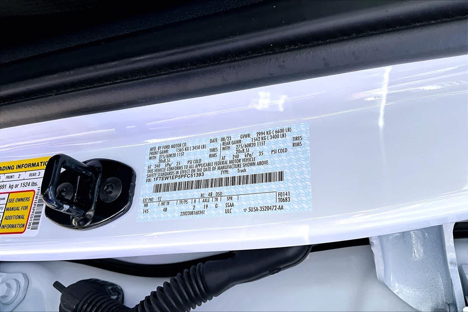 Used 2023 Oxford White Ford XLT image 34