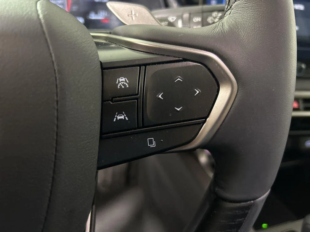 Used 2025 Iridium Lexus 350 Luxury image 27