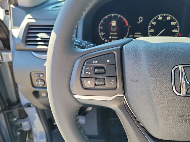 New 2026 Sonic Gray Pearl Honda RTL image 17