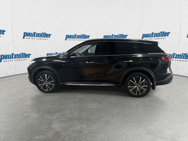 Used 2023 Black INFINITI Sensory image 7