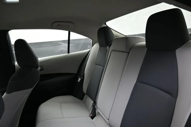 2022 Toyota Corolla LE - Photo 12