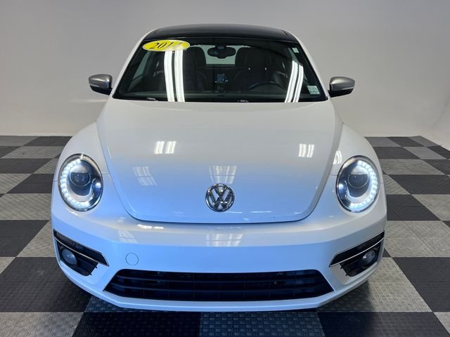 Used 2014 Volkswagen Beetle 1.8 with VIN 3VWJ17AT0EM655246 for sale in Union City, GA