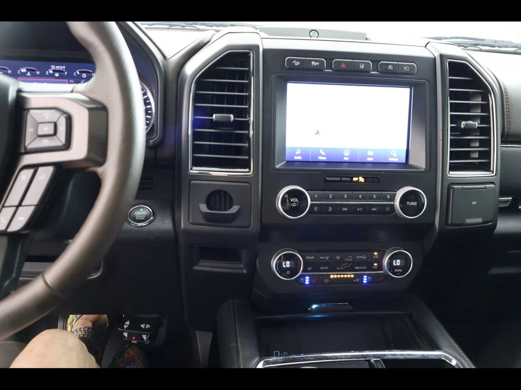 Used 2021 White Ford King Ranch image 22