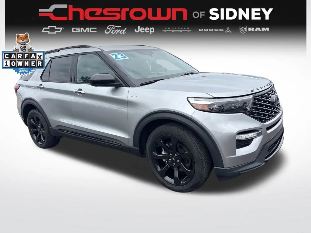 Used 2023 Silver Ford ST-Line image 7