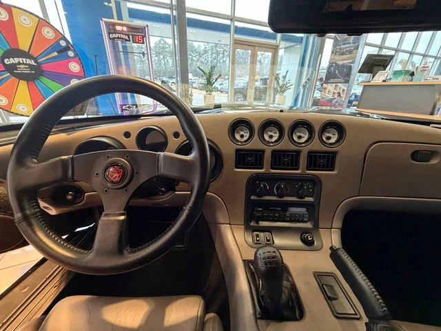 Used 1994 Black Dodge RT/10 image 18