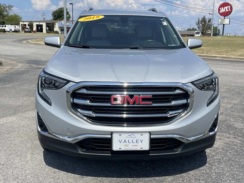 Used 2019 QUICKSILVER METALLIC GMC SLT image 9