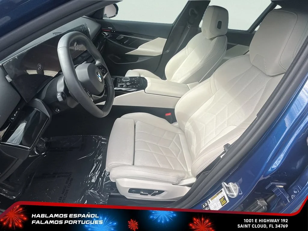 Used 2024 Blue BMW xDrive image 14