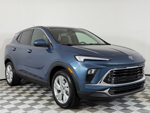2024 Buick Encore GX Preferred's photo