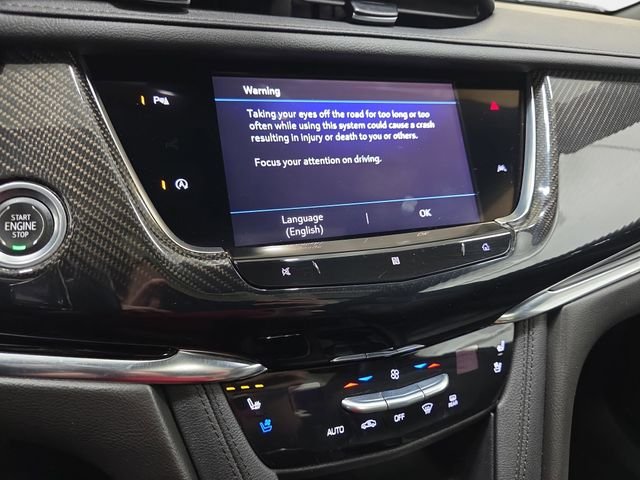 Used 2020 White Cadillac Sport image 19