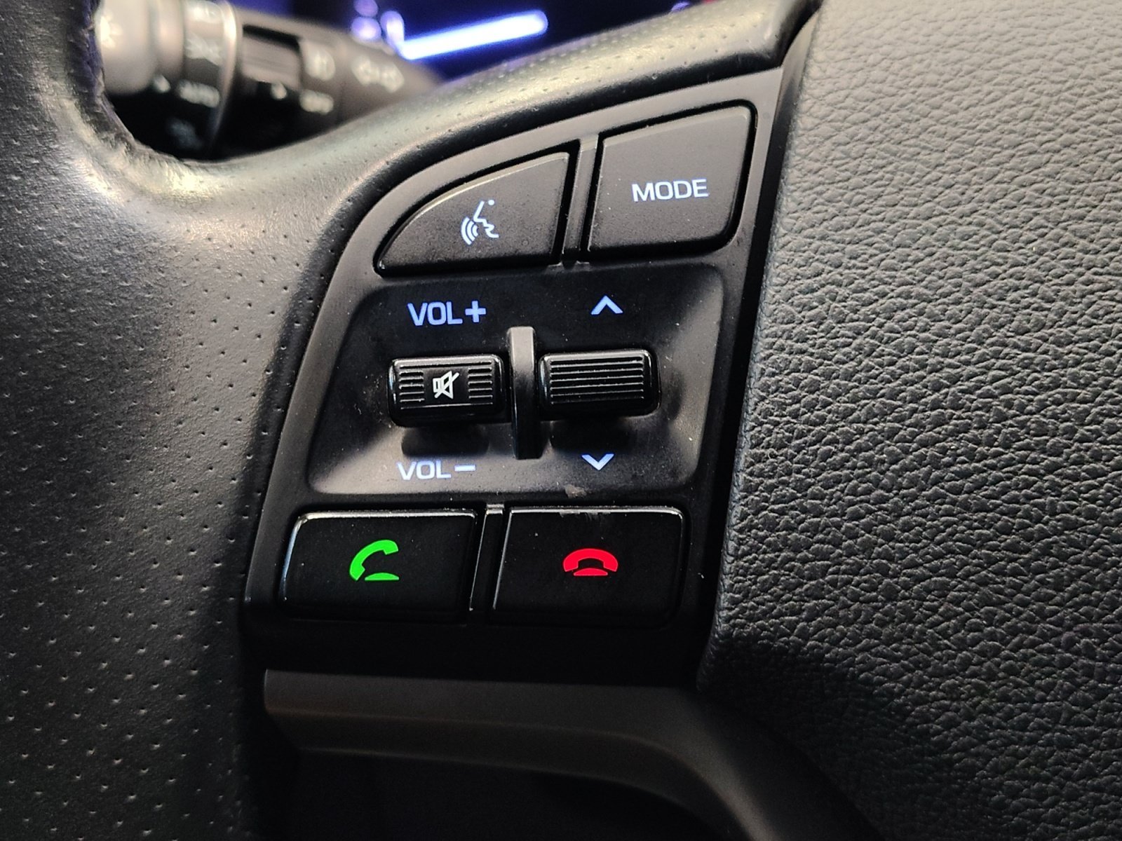 Used 2017 Caribbean Blue Hyundai Night image 16