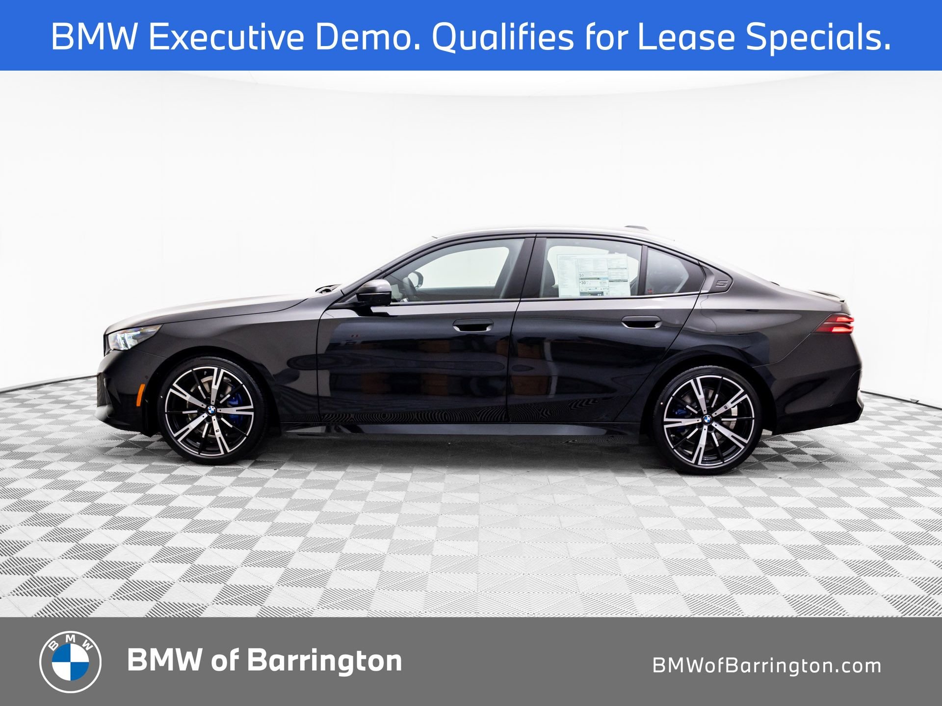 New 2026 Black Sapphire Metallic BMW 530i xDrive image 2
