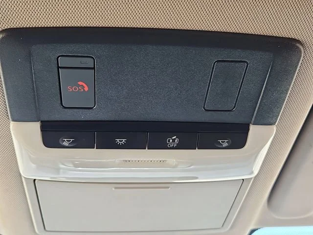 Used 2025  Nissan Rock Creek image 31