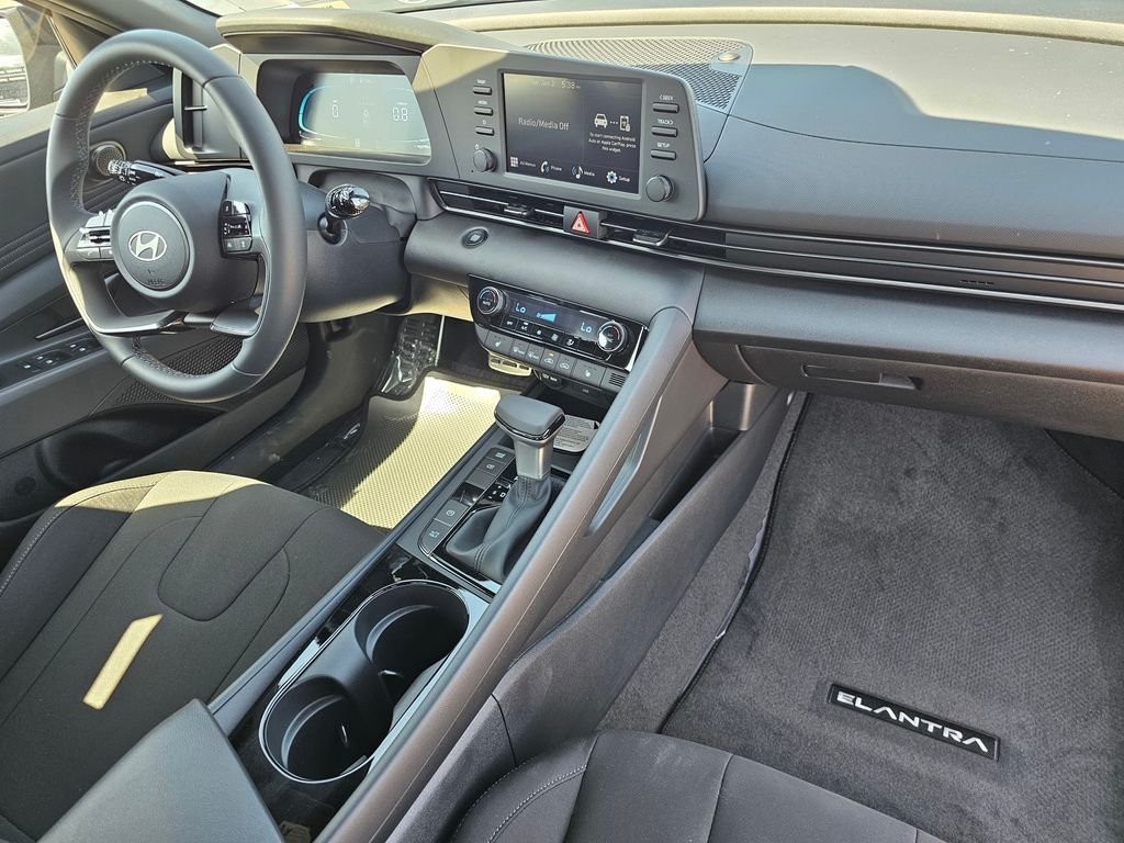 New 2026 Black Hyundai SEL Sport image 10