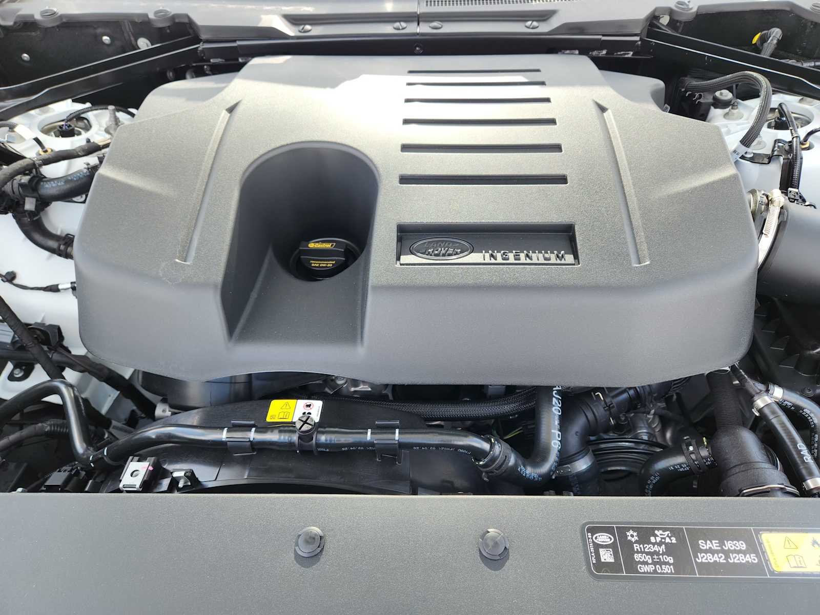 New 2026 Fuji White LAND ROVER X-Dynamic SE image 30