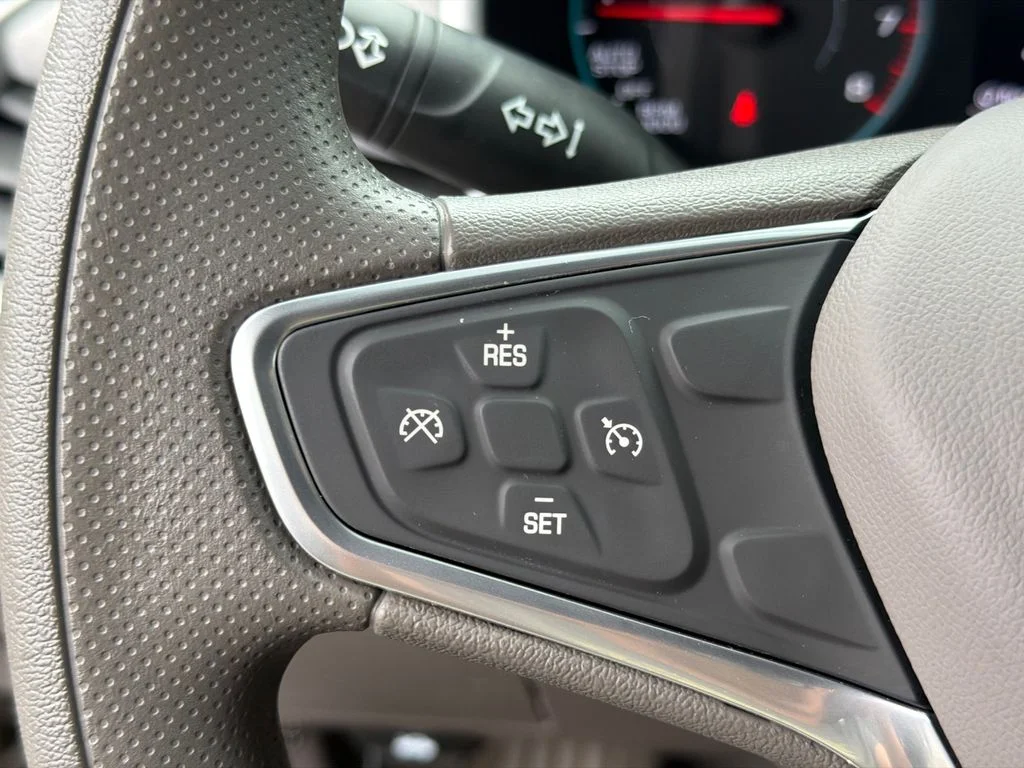 Used 2022 Gray Chevrolet LS image 24