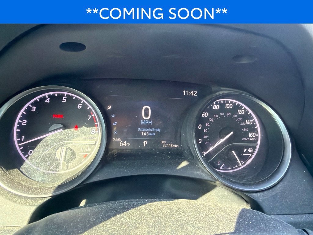 Used 2022 White Toyota SE Nightshade image 14