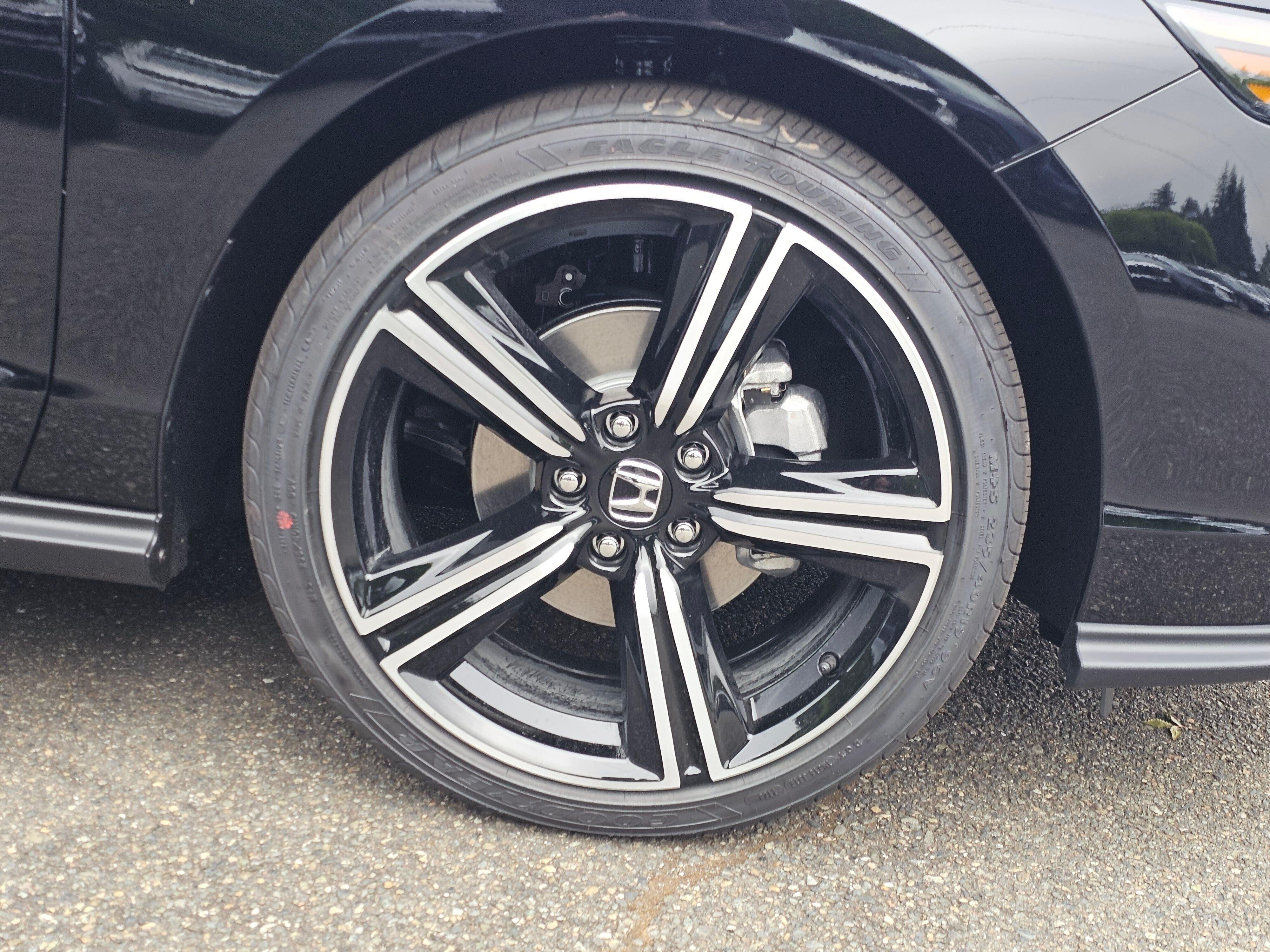 New 2026 Crystal Black Pearl Honda SE image 10
