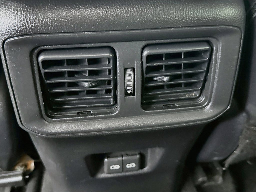 2022 Toyota RAV4 XLE Premium - Photo 28