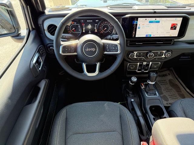 2025 Jeep Wrangler 4-Door Sahara - Photo 8