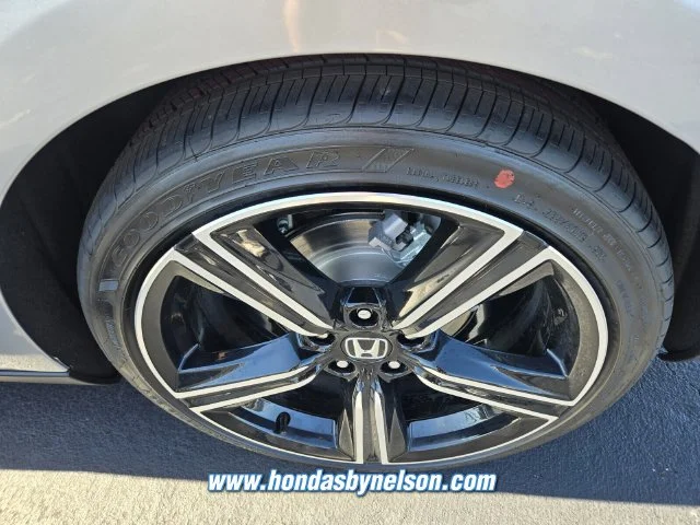 New 2026 Silver Honda SE image 9