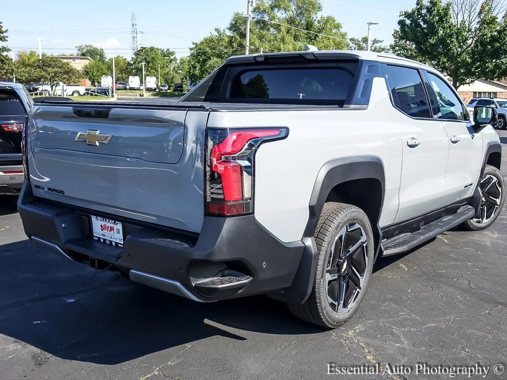 2026 Chevrolet Silverado EV LT - Photo 10