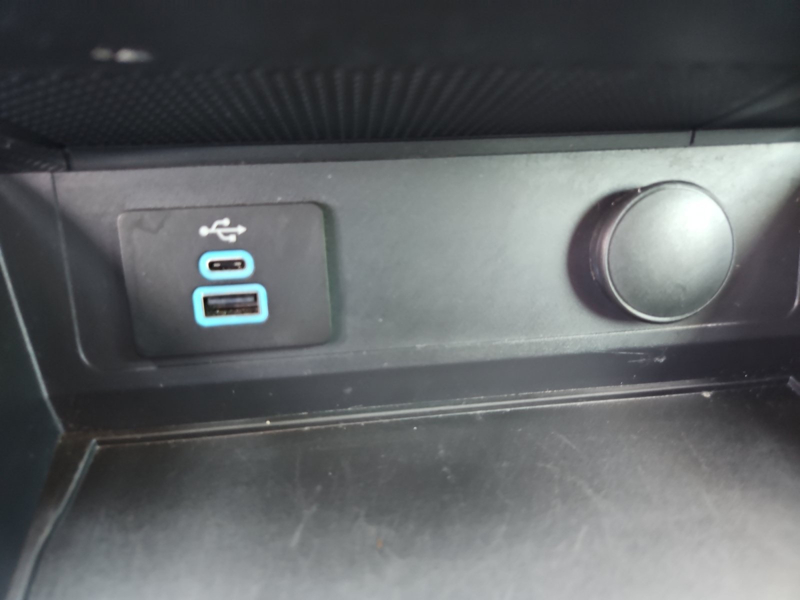 Used 2024 Shadow Black Ford EcoBoost image 17