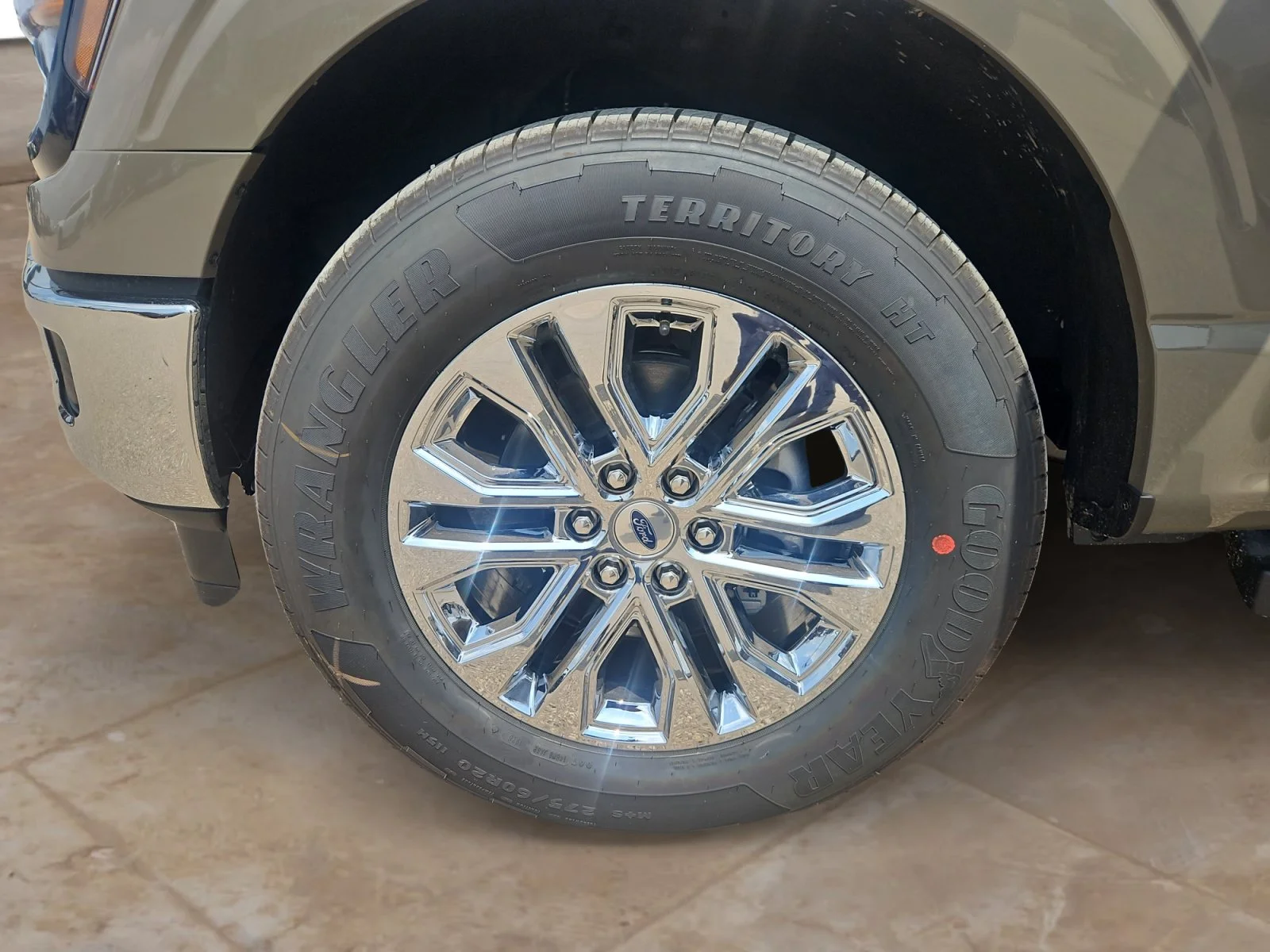 New 2026 Marsh Gray Ford XLT image 24