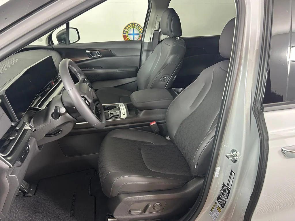 New 2027 Ceramic Silver Kia EX image 11