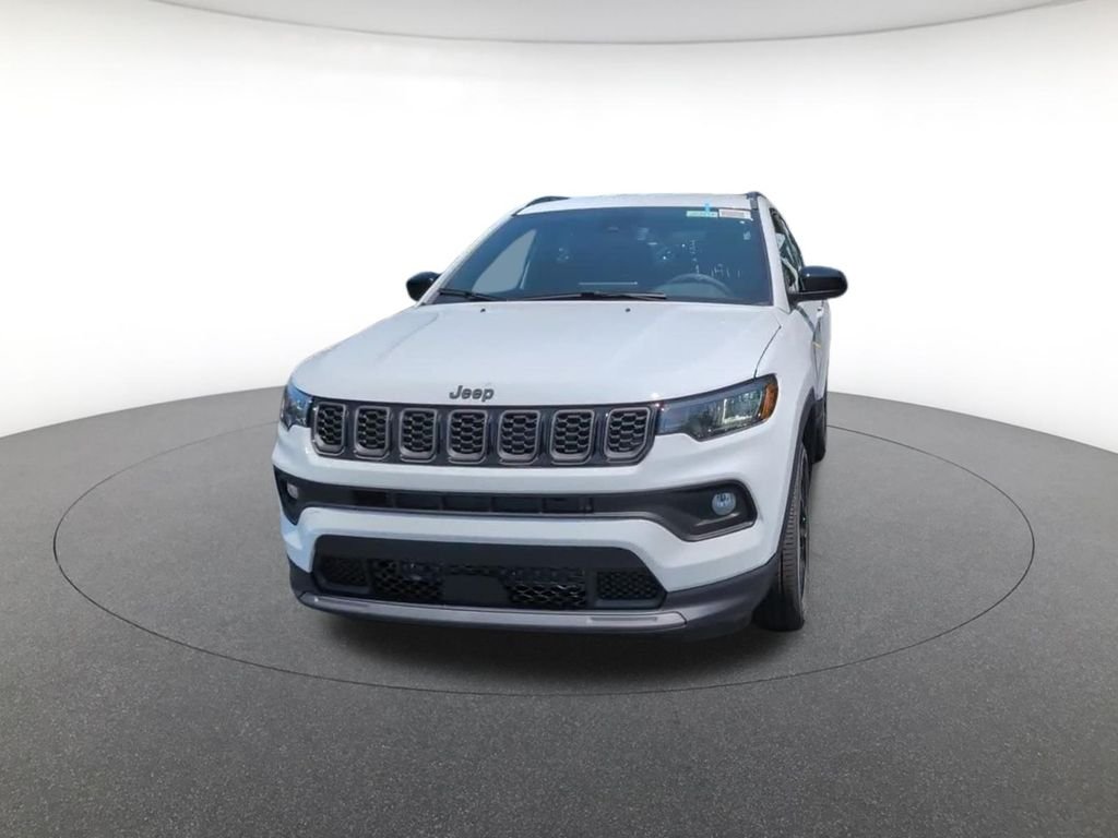 New 2026 Bright White Clearcoat Jeep Latitude image 15